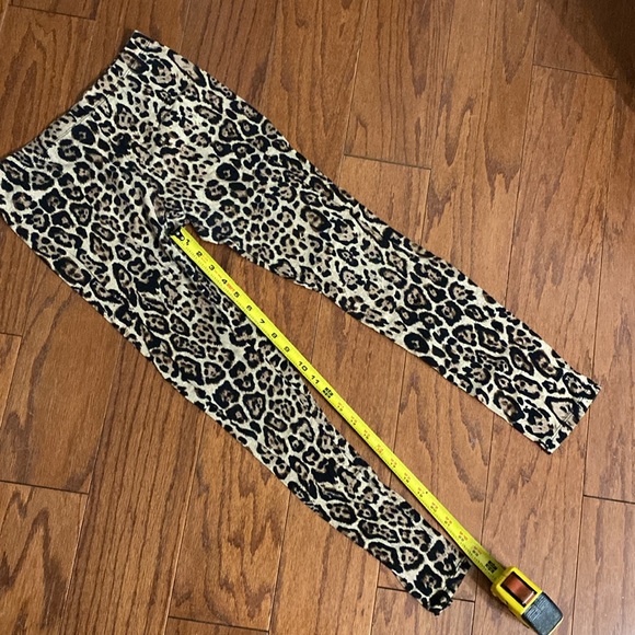 Active Basic leopard pattern leggings - Size Small - Picture 10 of 11